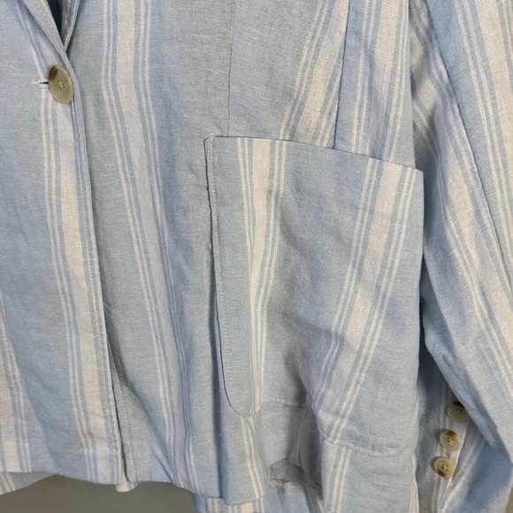 NWT Caslon Light Blue Striped linen Blazer - Picture 2 of 10